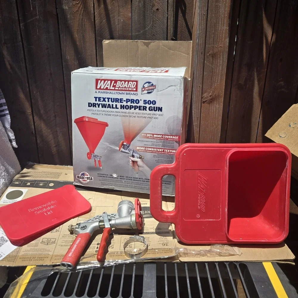 Wal-Board Tools Texture-Pro 500 Drywall Hopper Gun - Great condition
